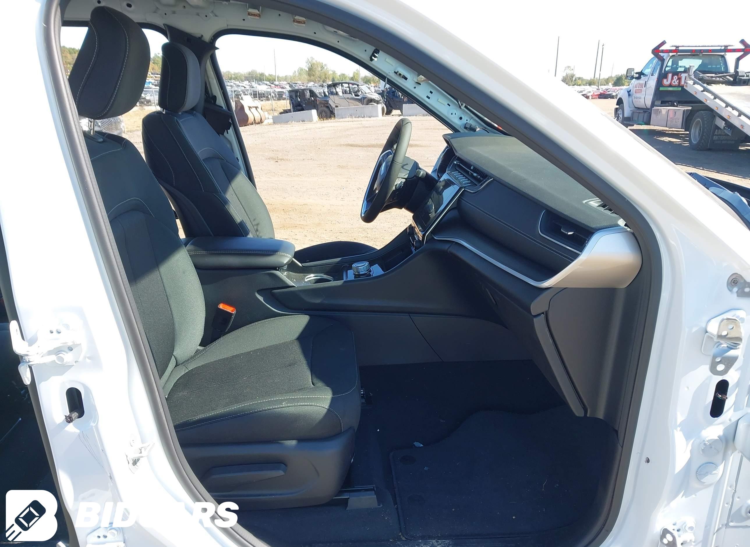 2025 Jeep Grand Cherokee, L L...