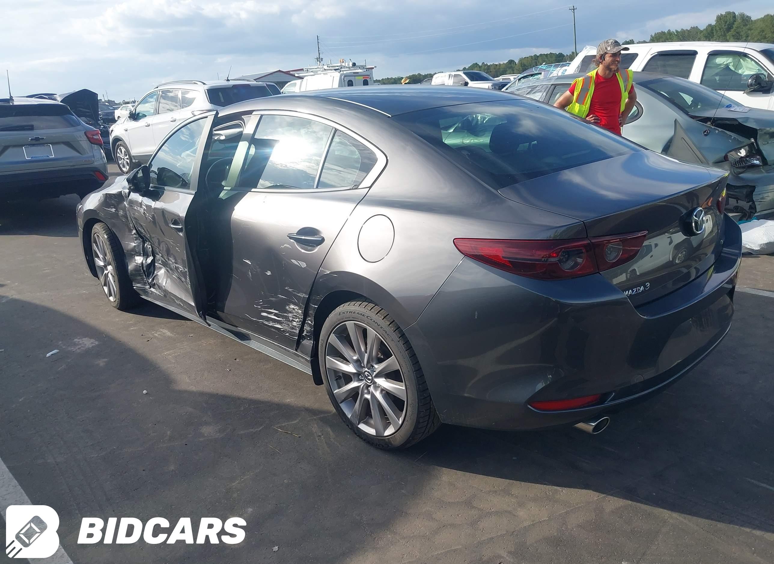 2020 Mazda 3, Select Package