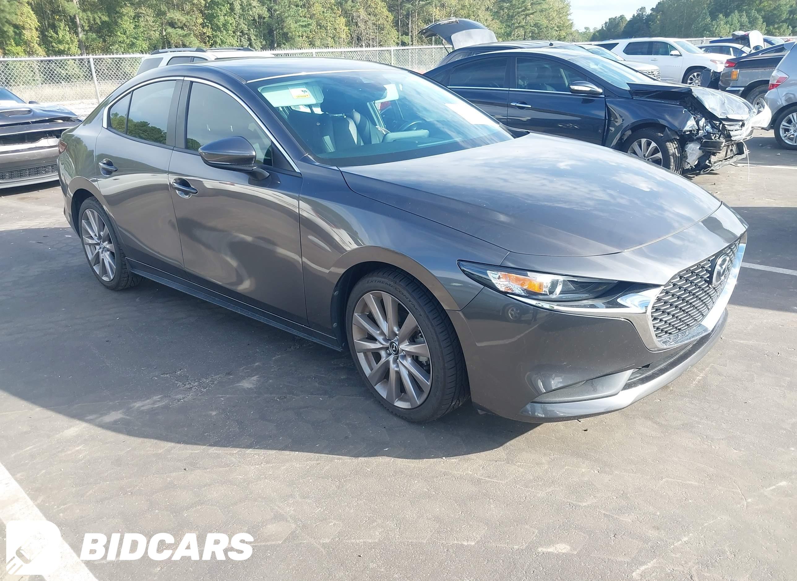 2020 Mazda 3, Select Package