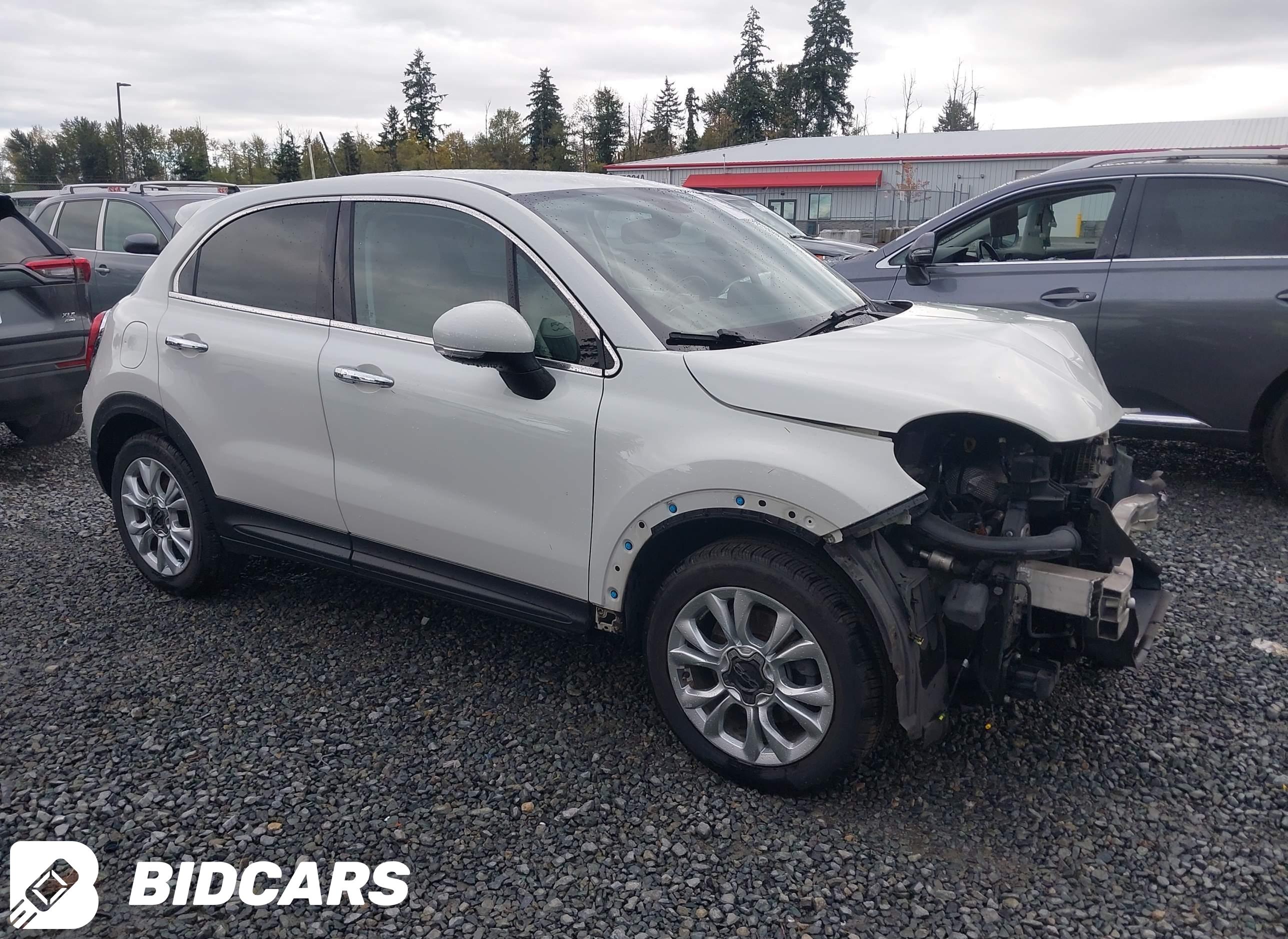 2016 Fiat 500X, Lounge