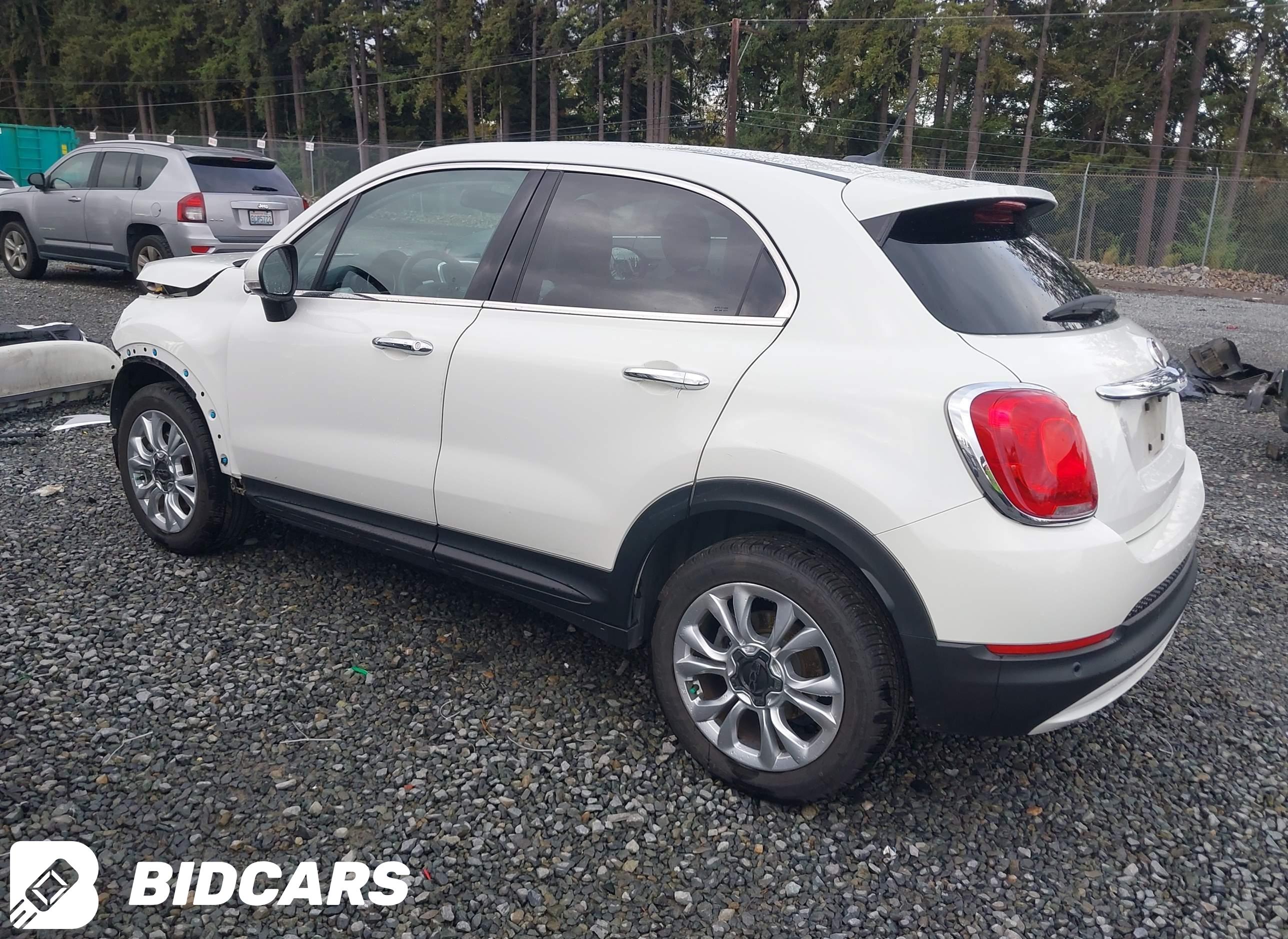 2016 Fiat 500X, Lounge