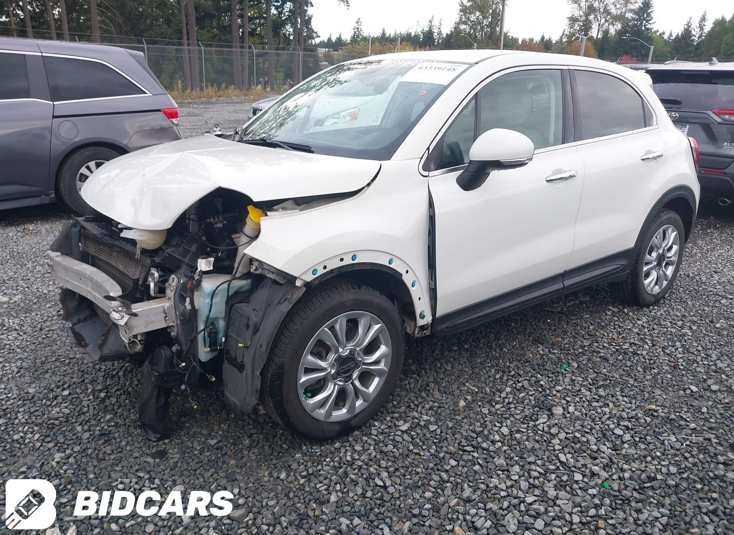 2016 Fiat 500X, Lounge