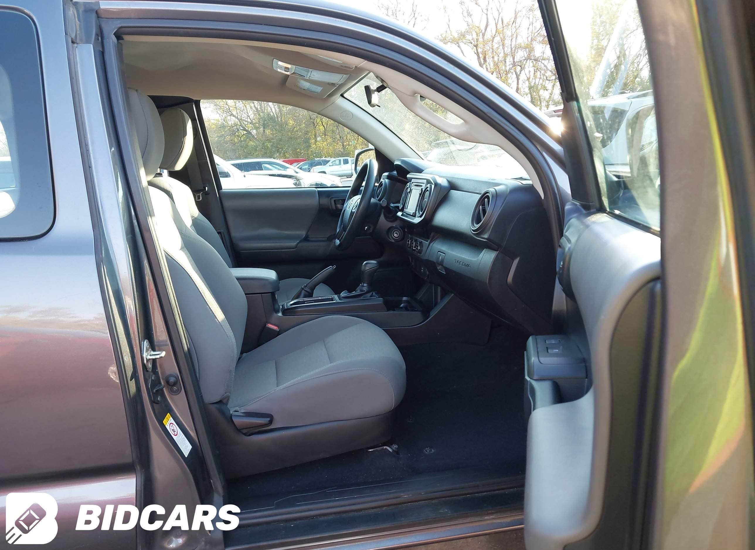 2018 Toyota Tacoma, SR