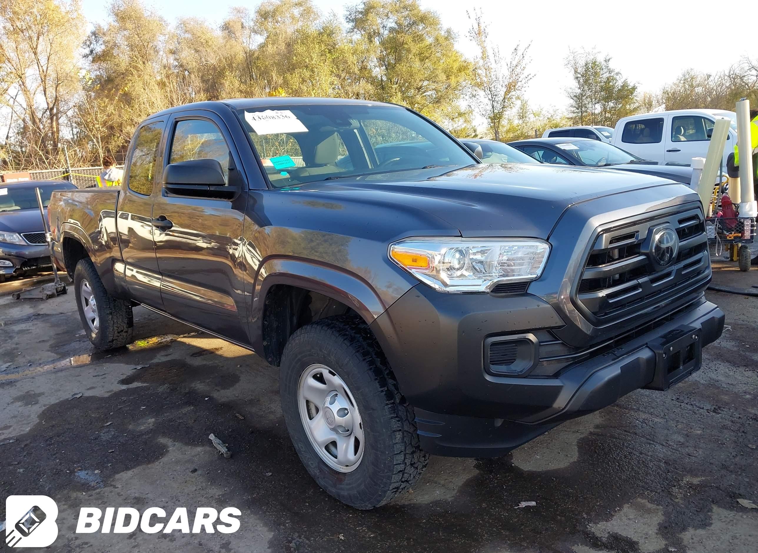 2018 Toyota Tacoma, SR