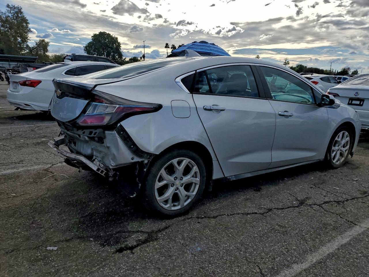 2016 Chevrolet Volt, Ltz