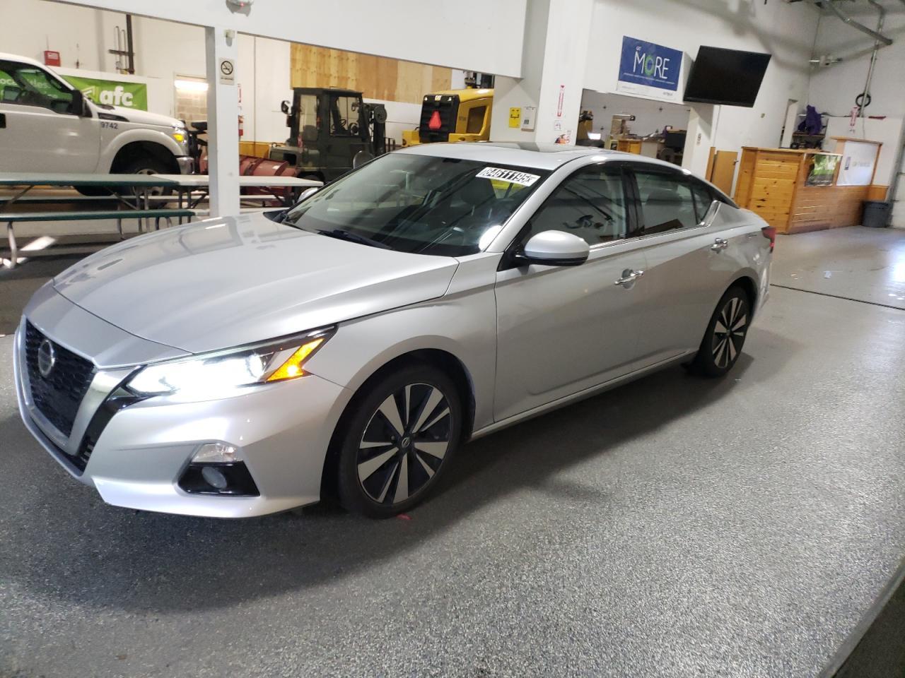 2020 Nissan Altima, SL