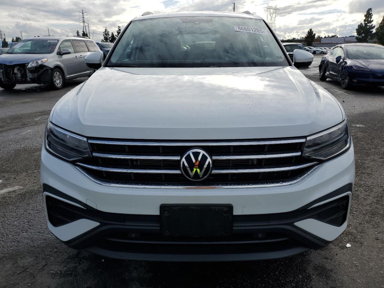 2023 Volkswagen Tiguan, S