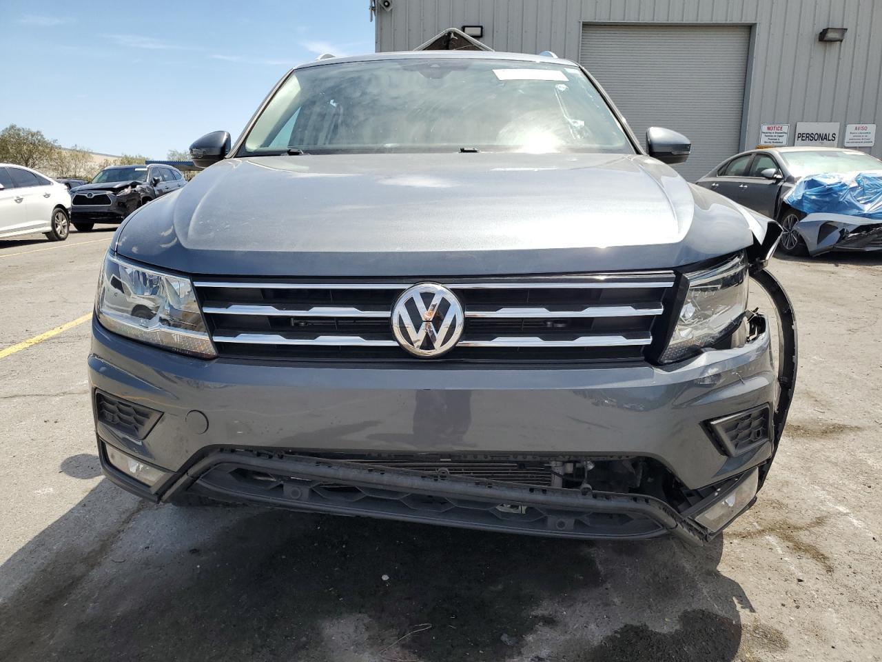 2021 Volkswagen Tiguan, SE