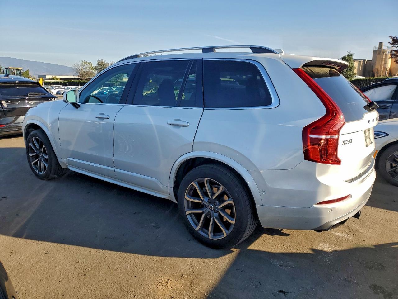 2018 Volvo XC90, T6