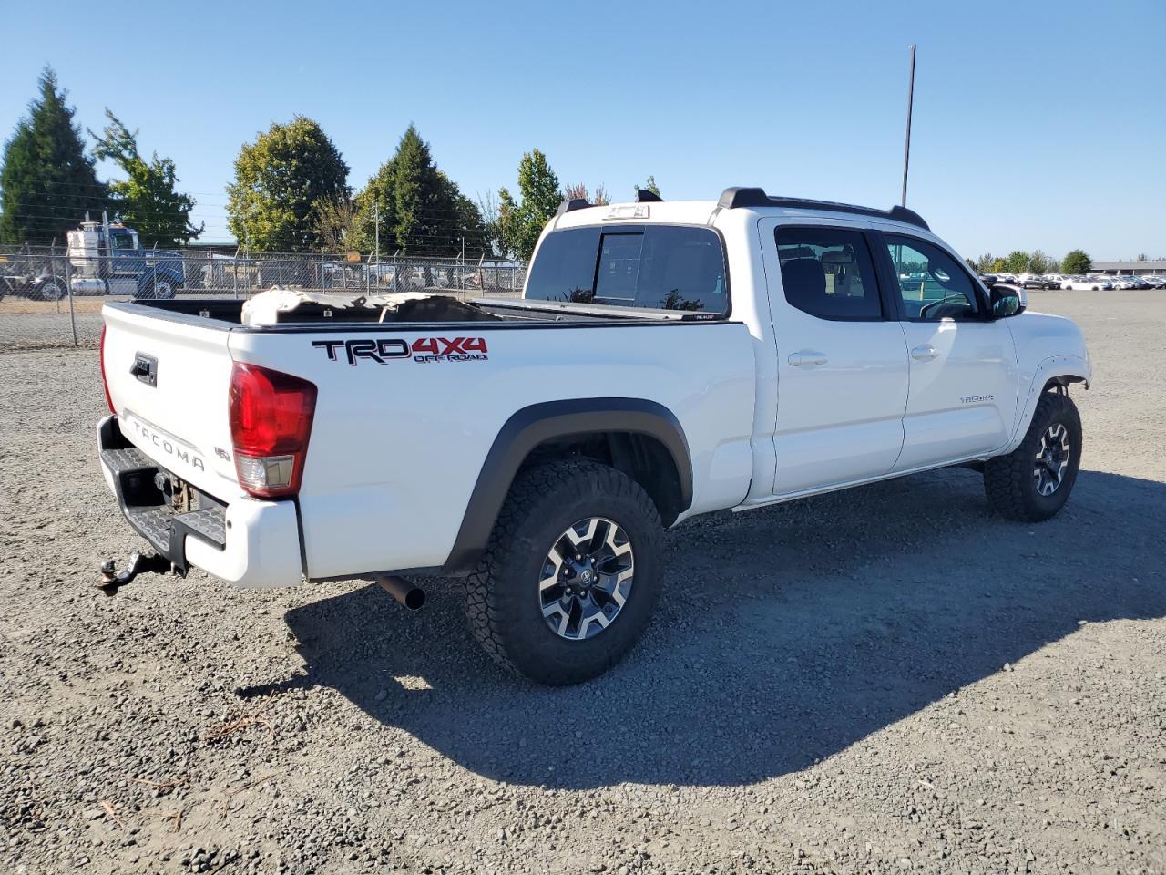 2017 Toyota Tacoma, Double Cab