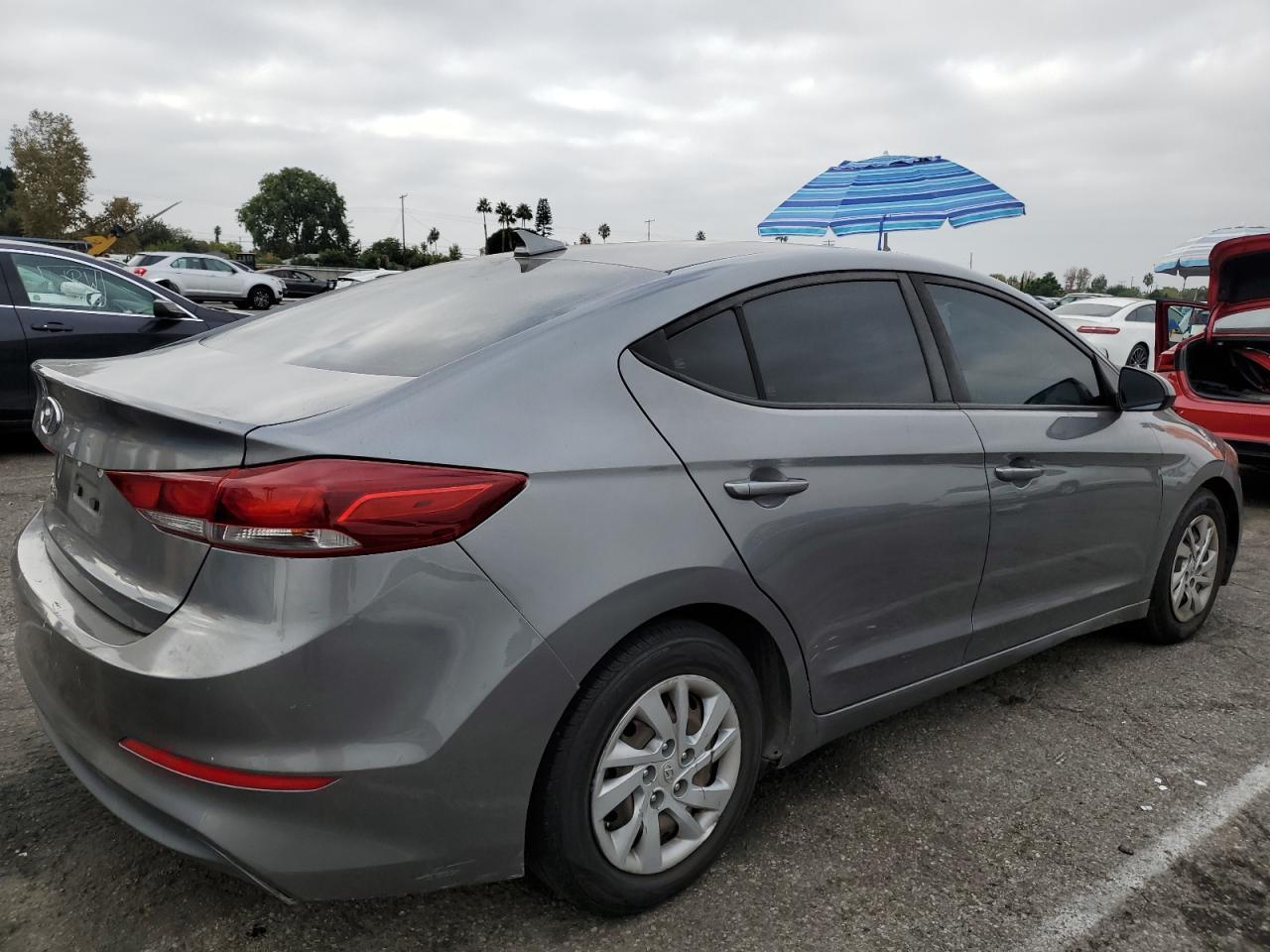 2018 Hyundai Elantra, Sel