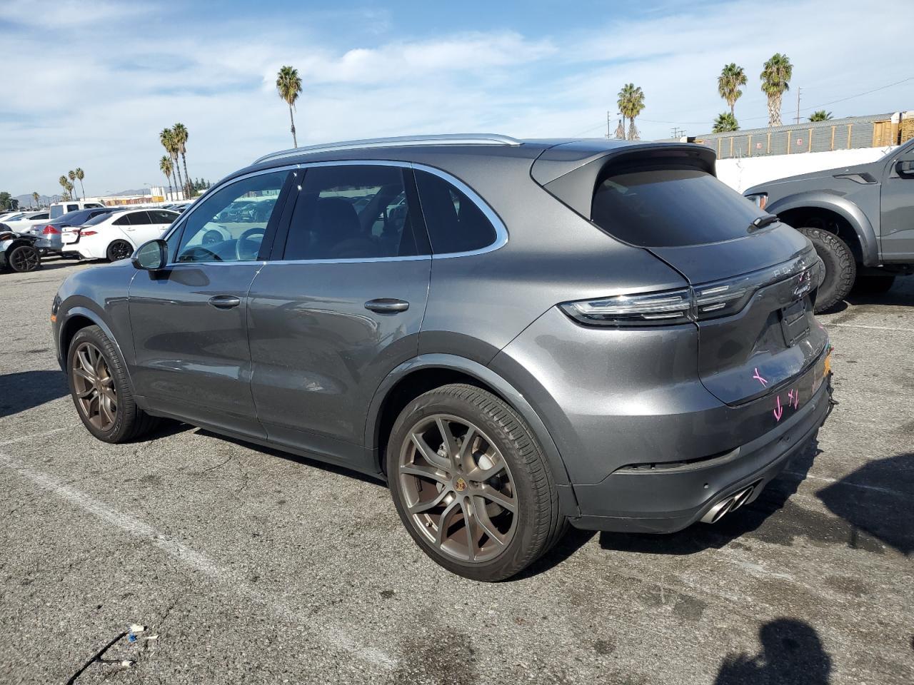 2021 Porsche Cayenne, S
