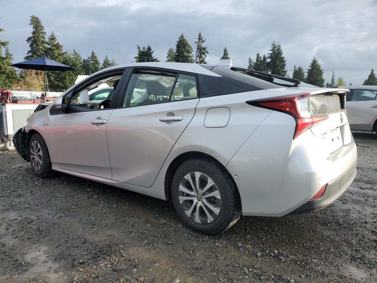 2021 Toyota Prius, LE