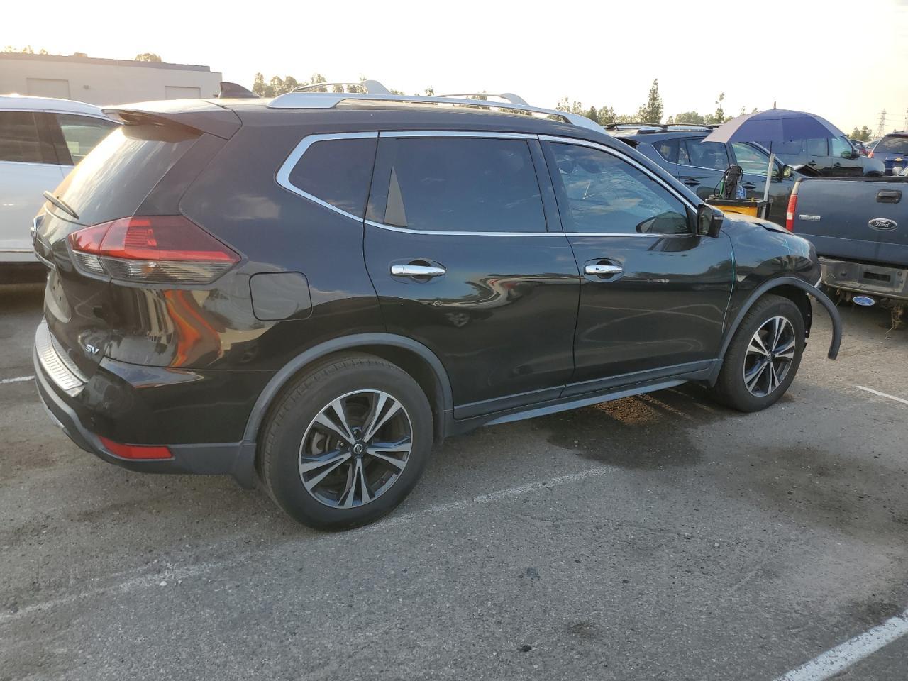 2019 Nissan Rogue, S
