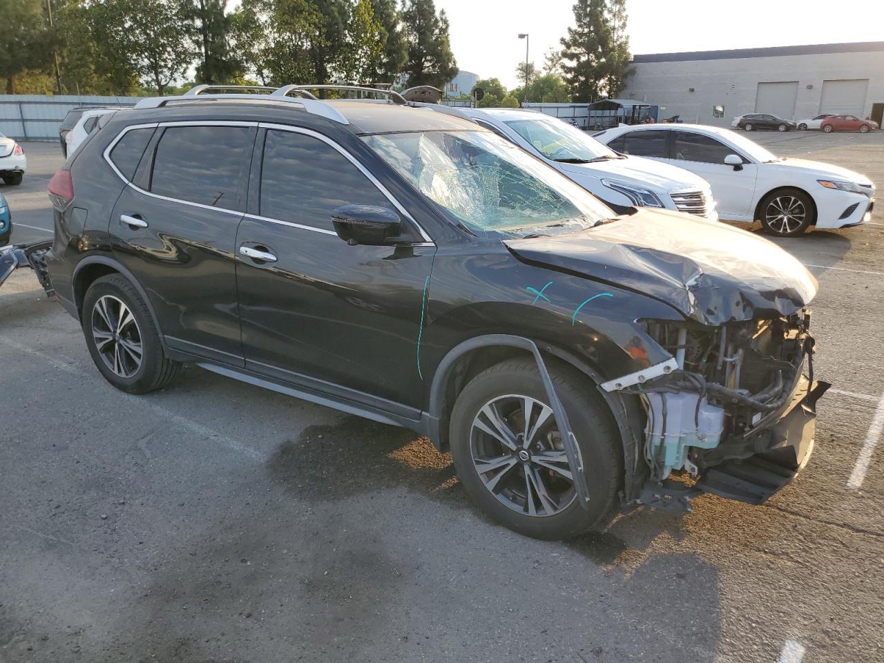 2019 Nissan Rogue, S