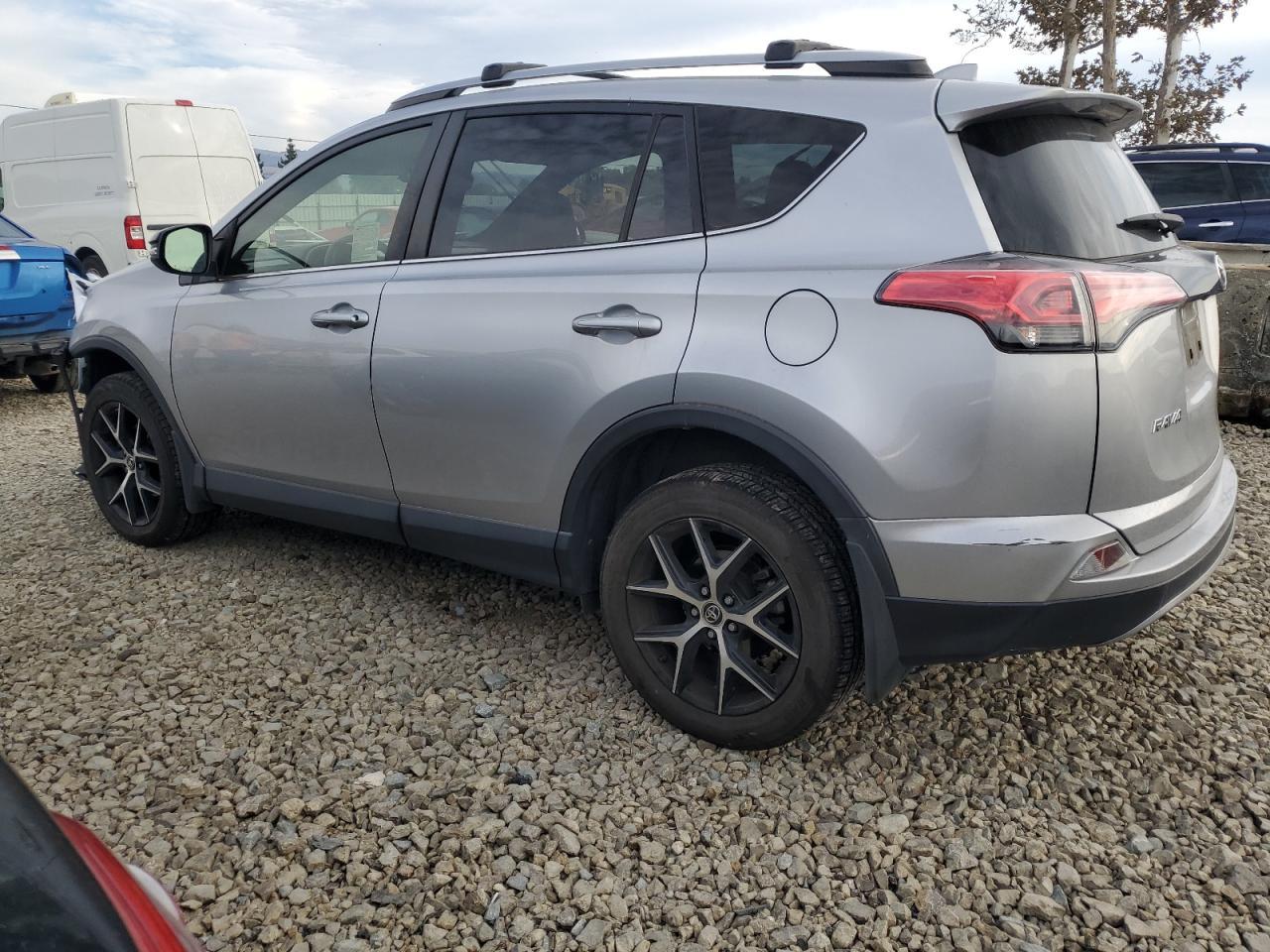 2018 Toyota RAV4, SE
