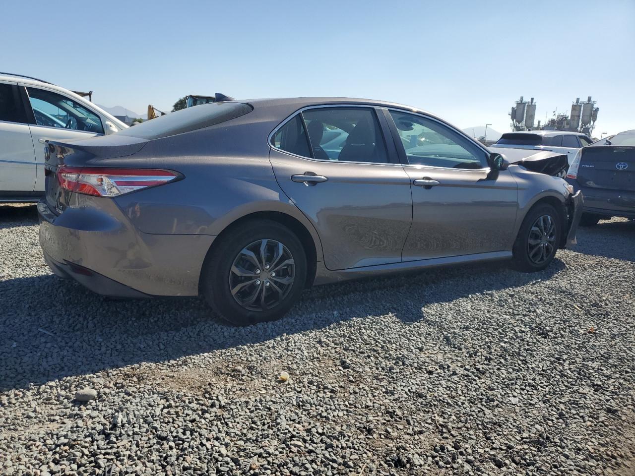 2020 Toyota Camry, LE