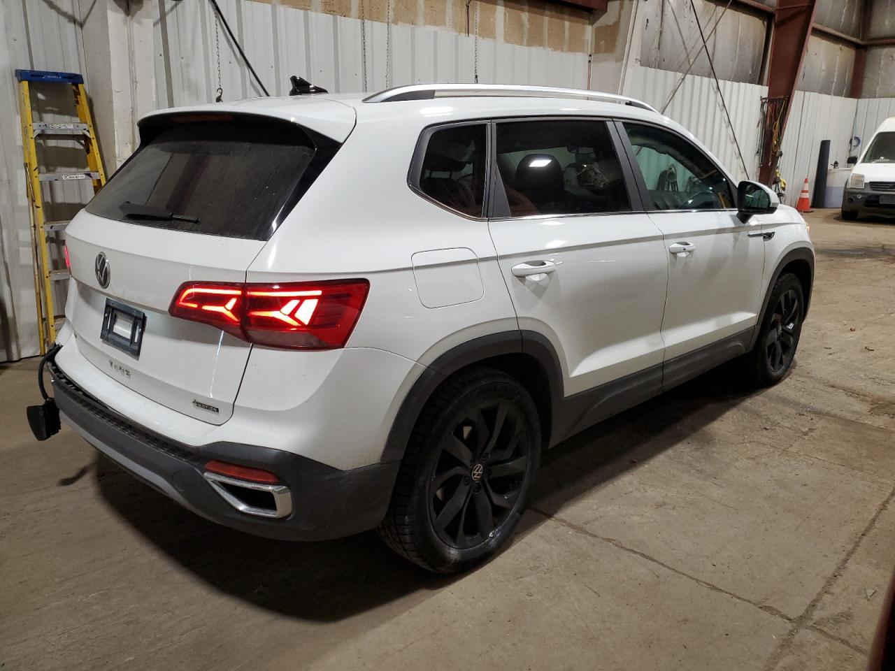 2023 Volkswagen Taos, SE