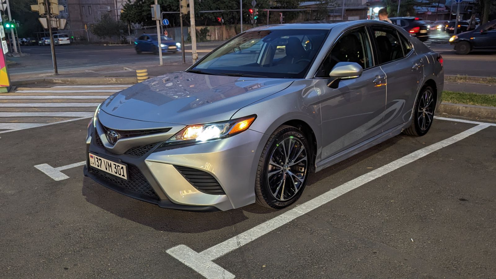 TOYOTA CAMRY  , 2020