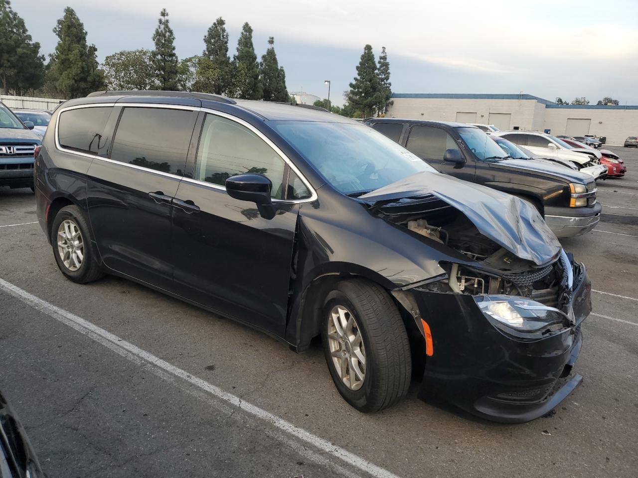 2021 Chrysler Voyager, Lxi