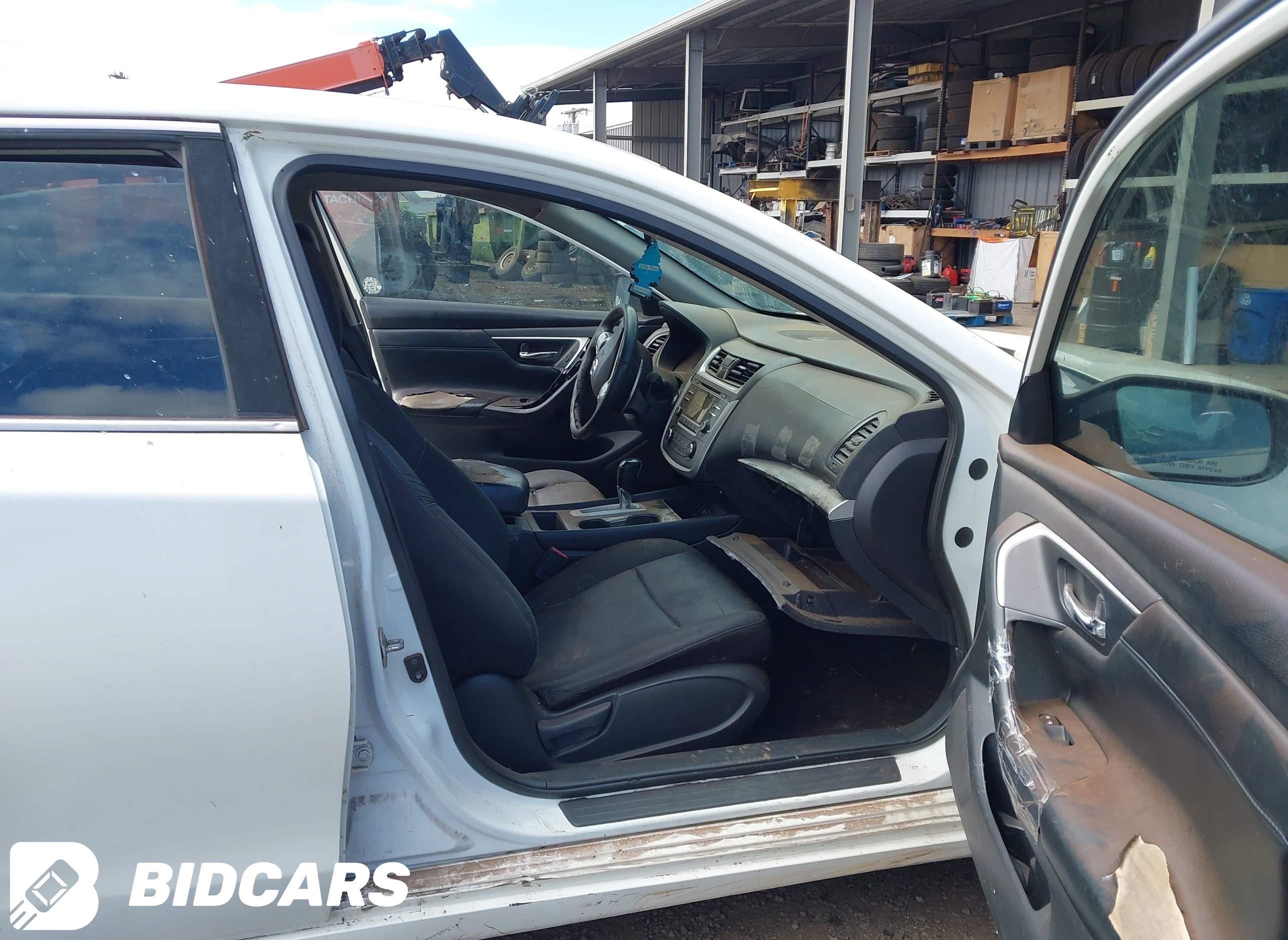 2017 Nissan Altima, 2.5 SR