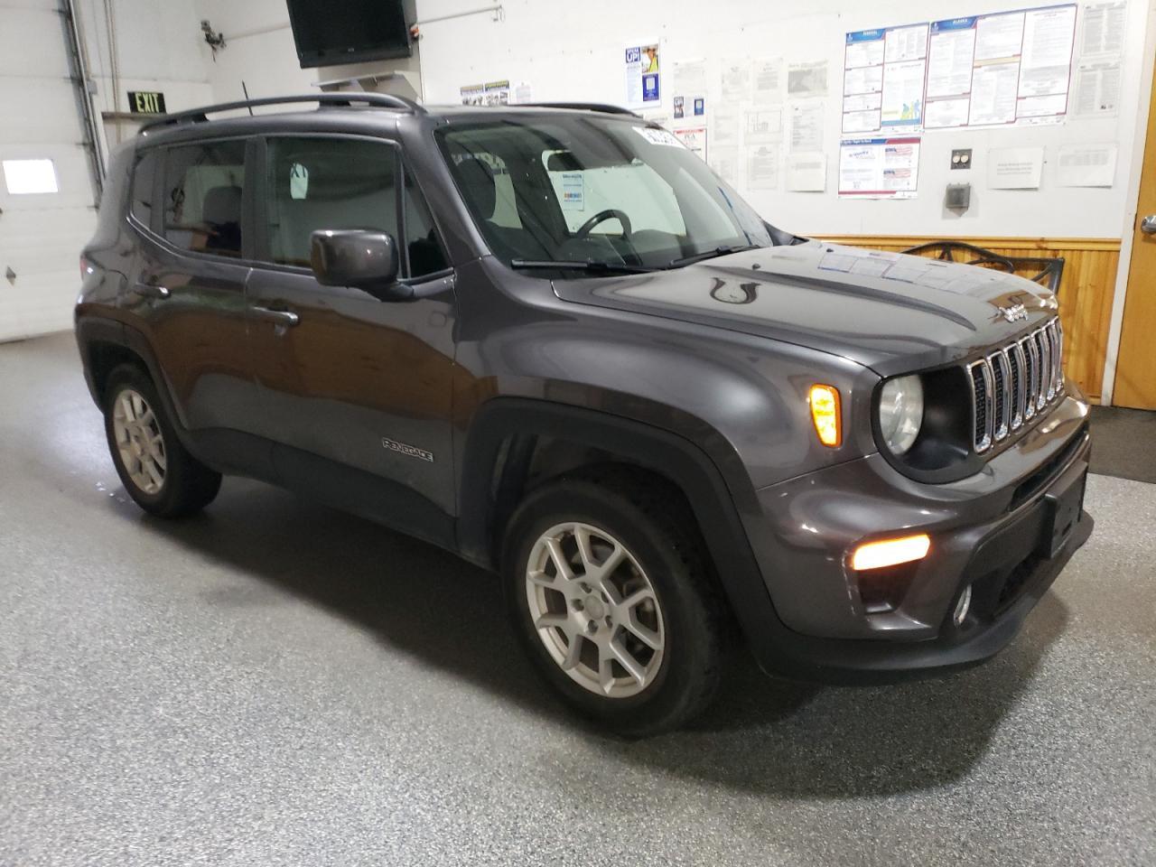 2019 Jeep Renegade, Latitude