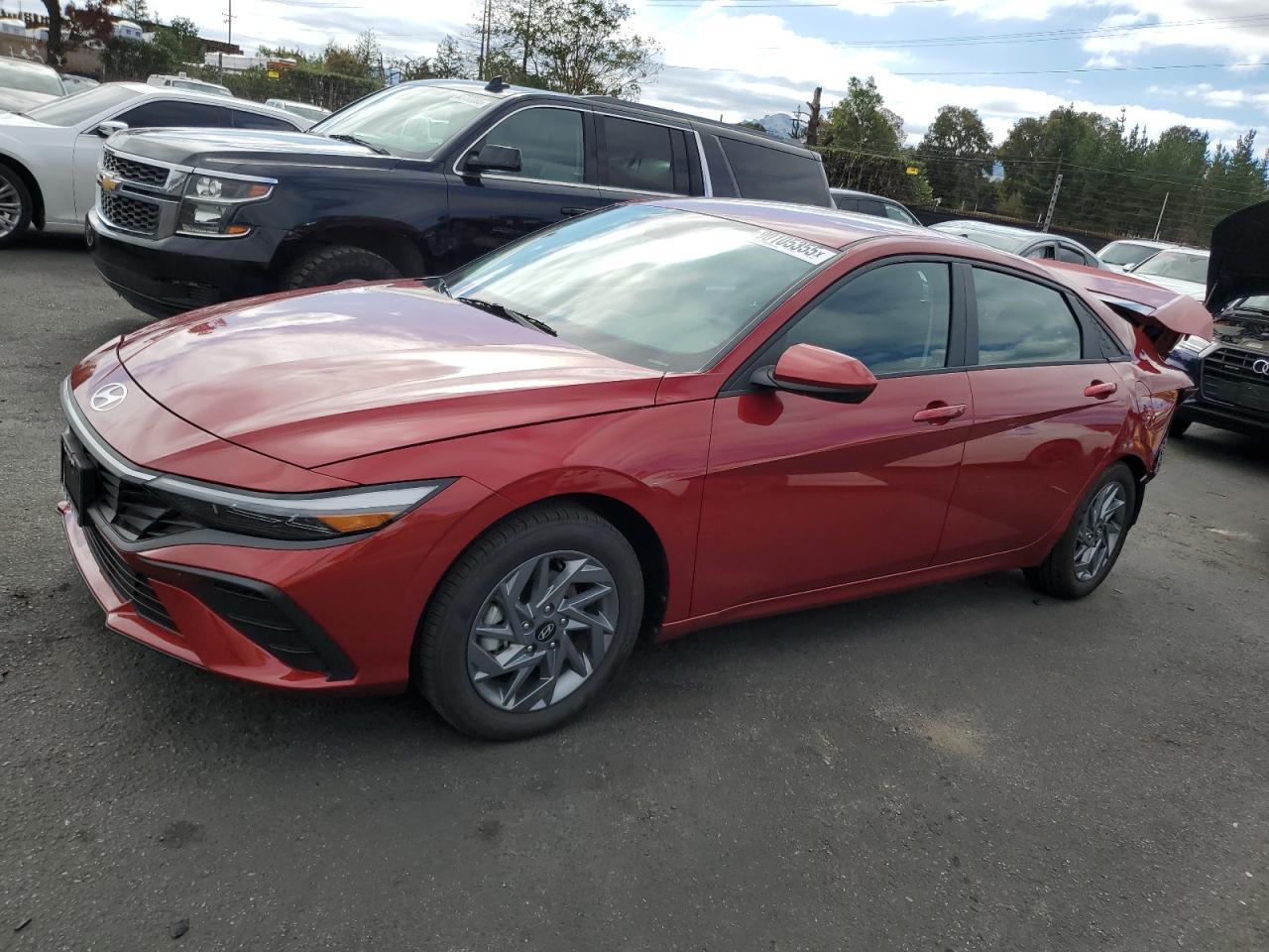 2024 Hyundai Elantra, Blue