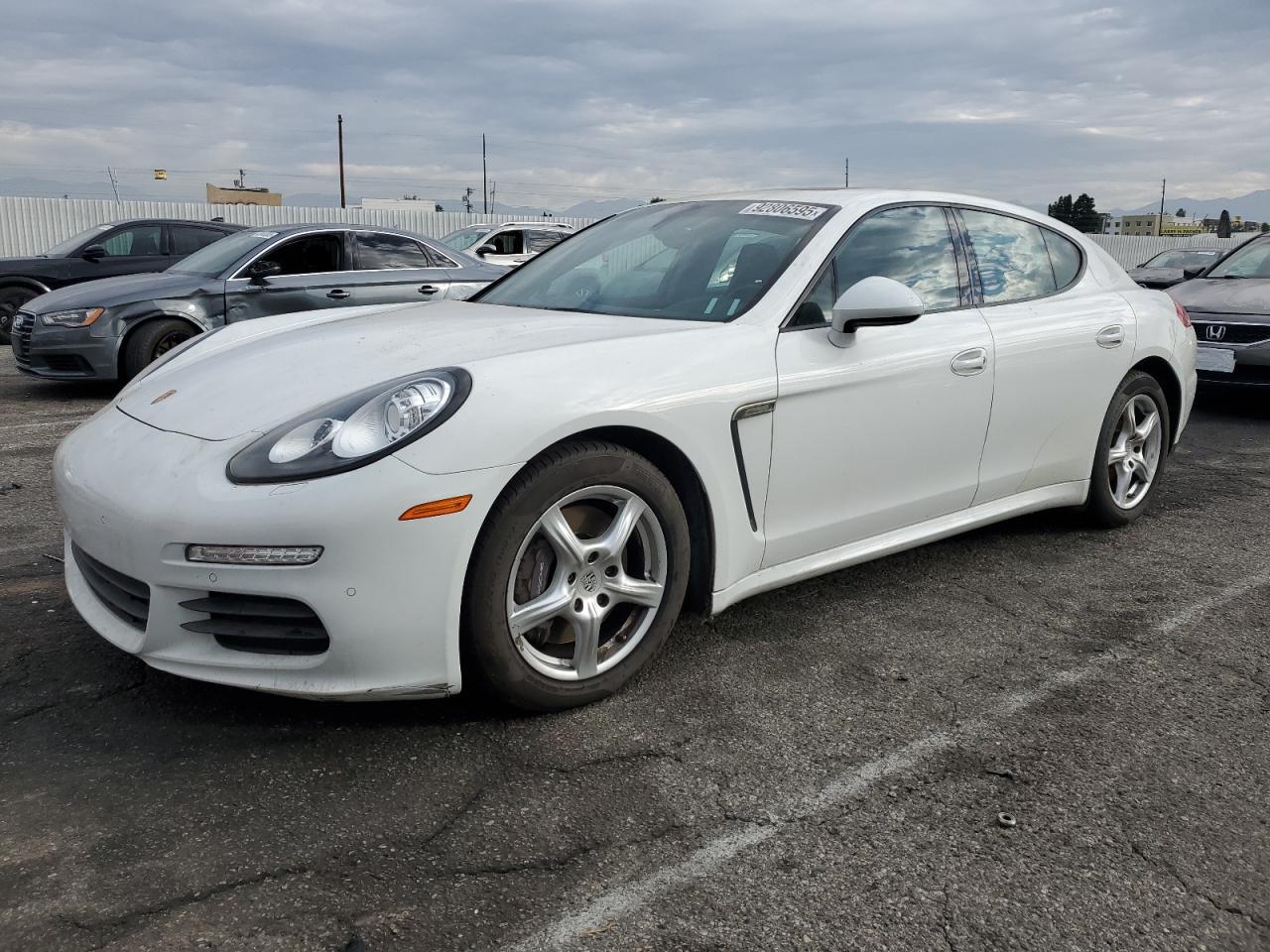 2015 Porsche Panamera, 2