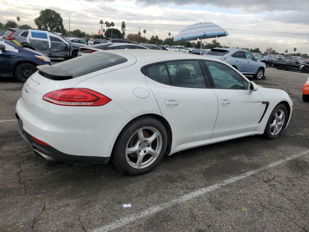 2015 Porsche Panamera, 2
