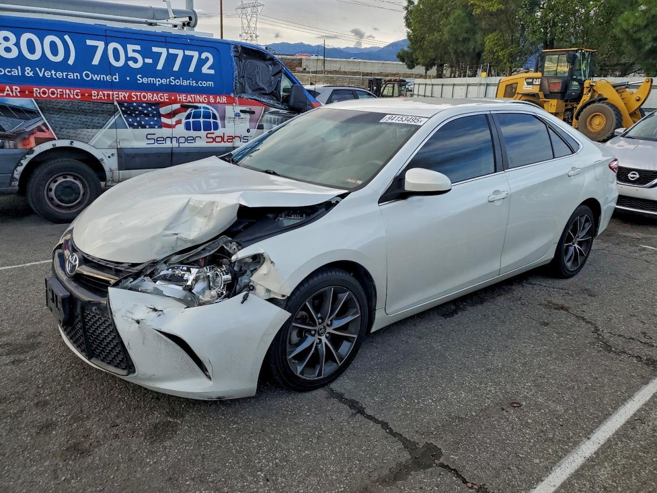 2015 Toyota Camry, LE