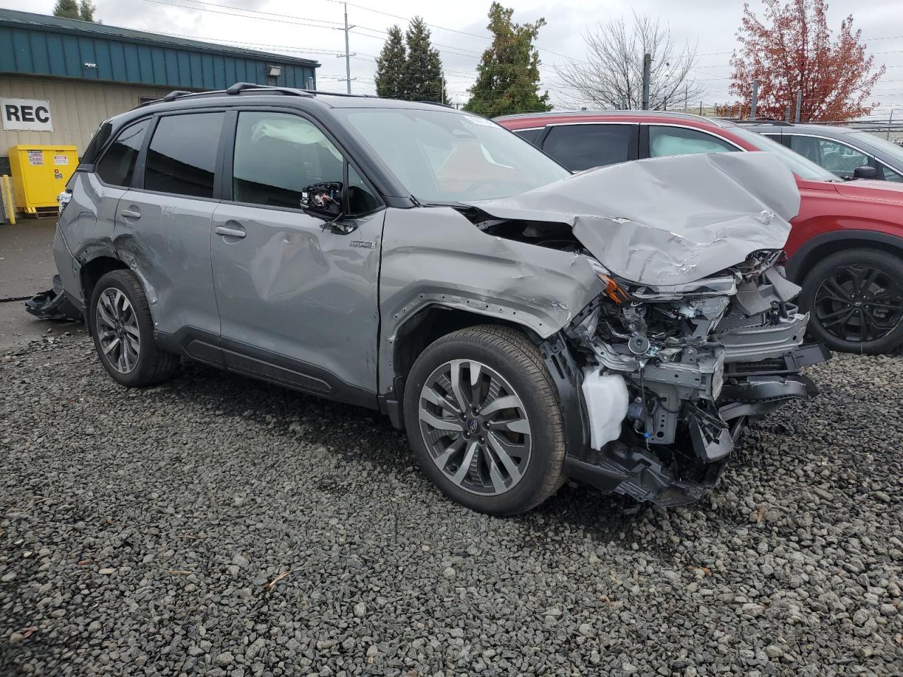 2025 Subaru Forester, Touring