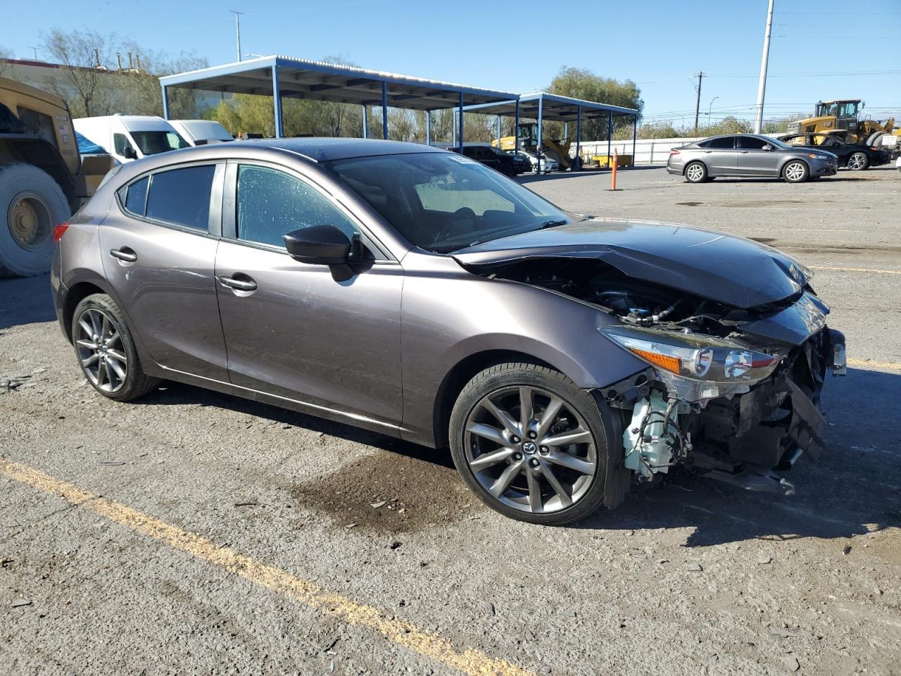 2018 Mazda 3, Touring