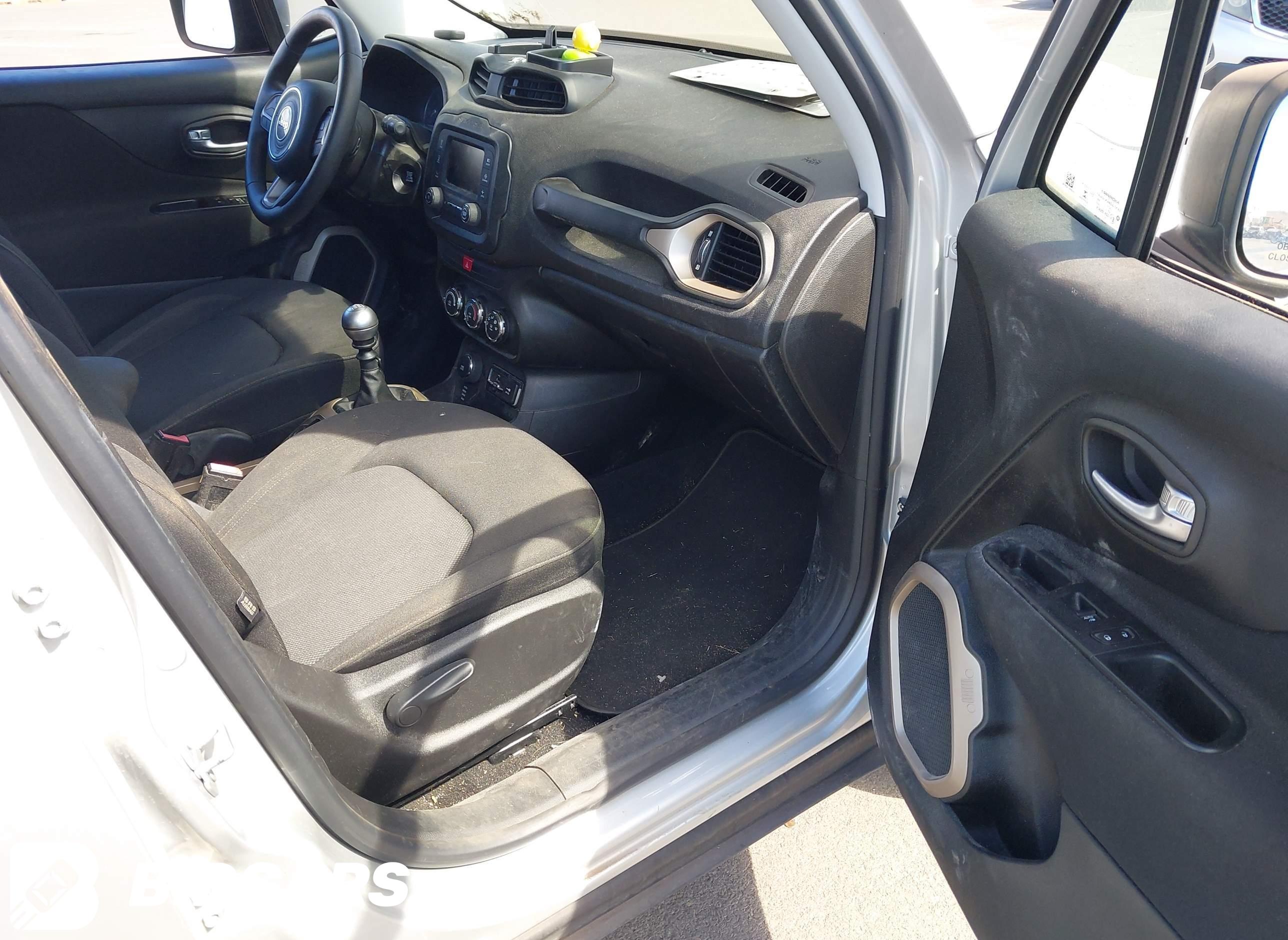 2017 Jeep Renegade, Sport 4X4