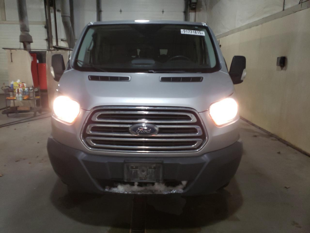 2019 Ford Transit, T-350