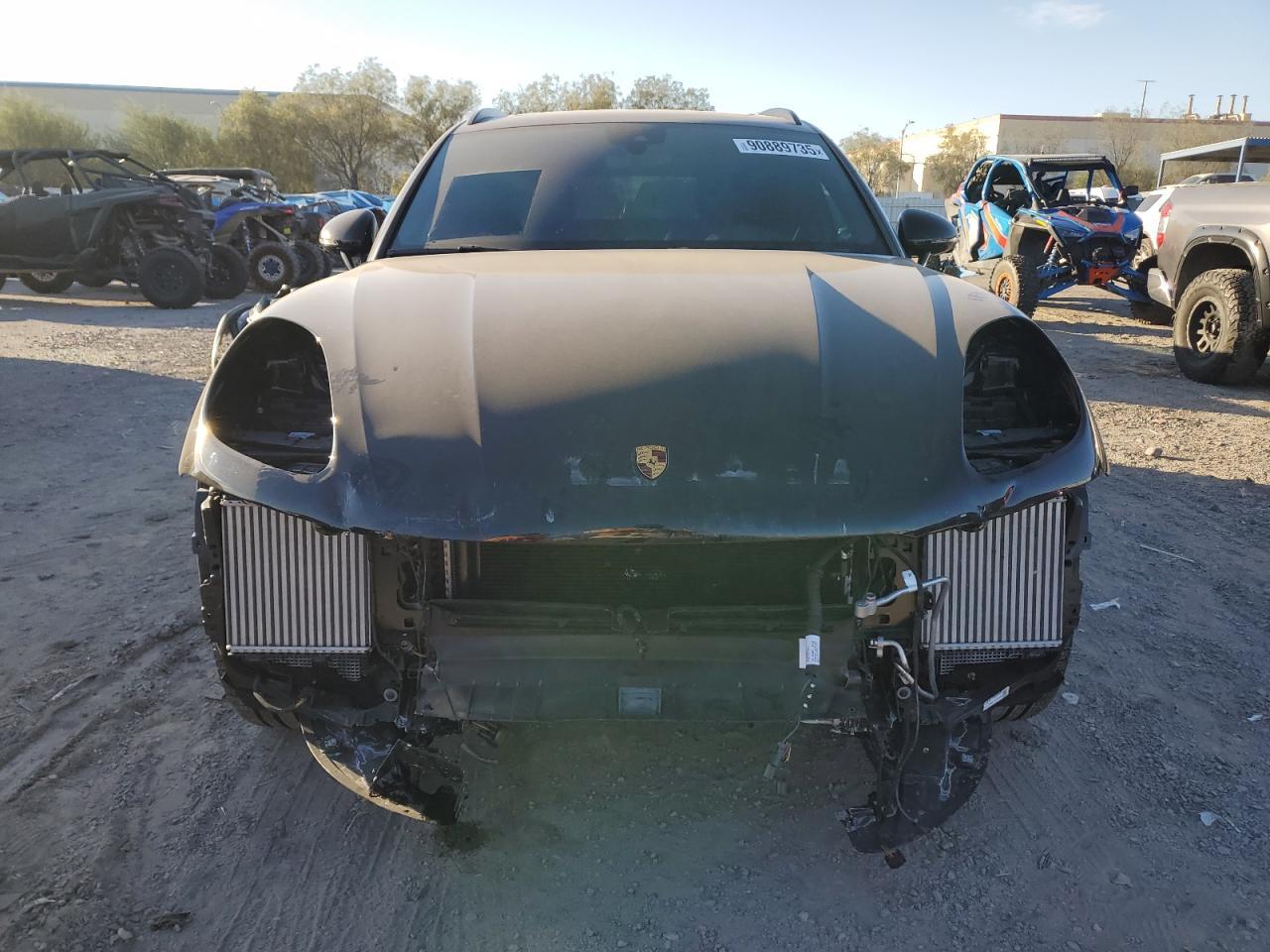 2024 Porsche Macan, S