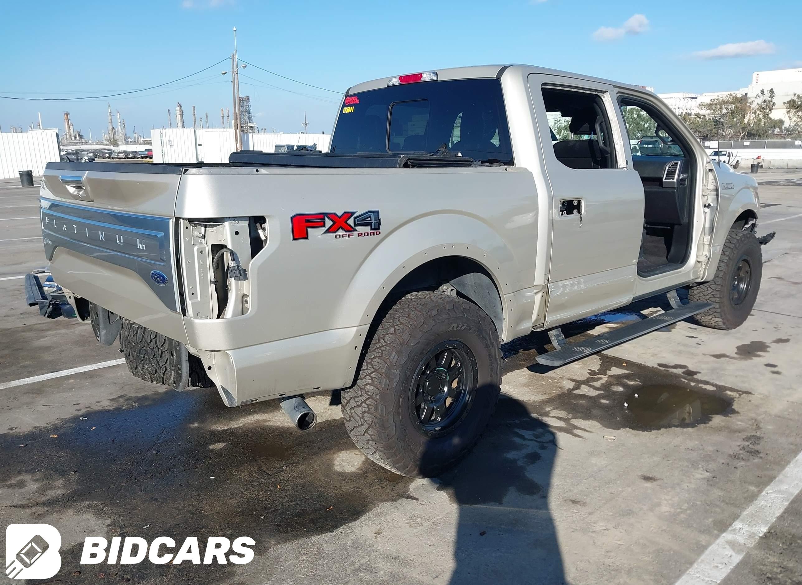 2017 Ford F-150, Platinum