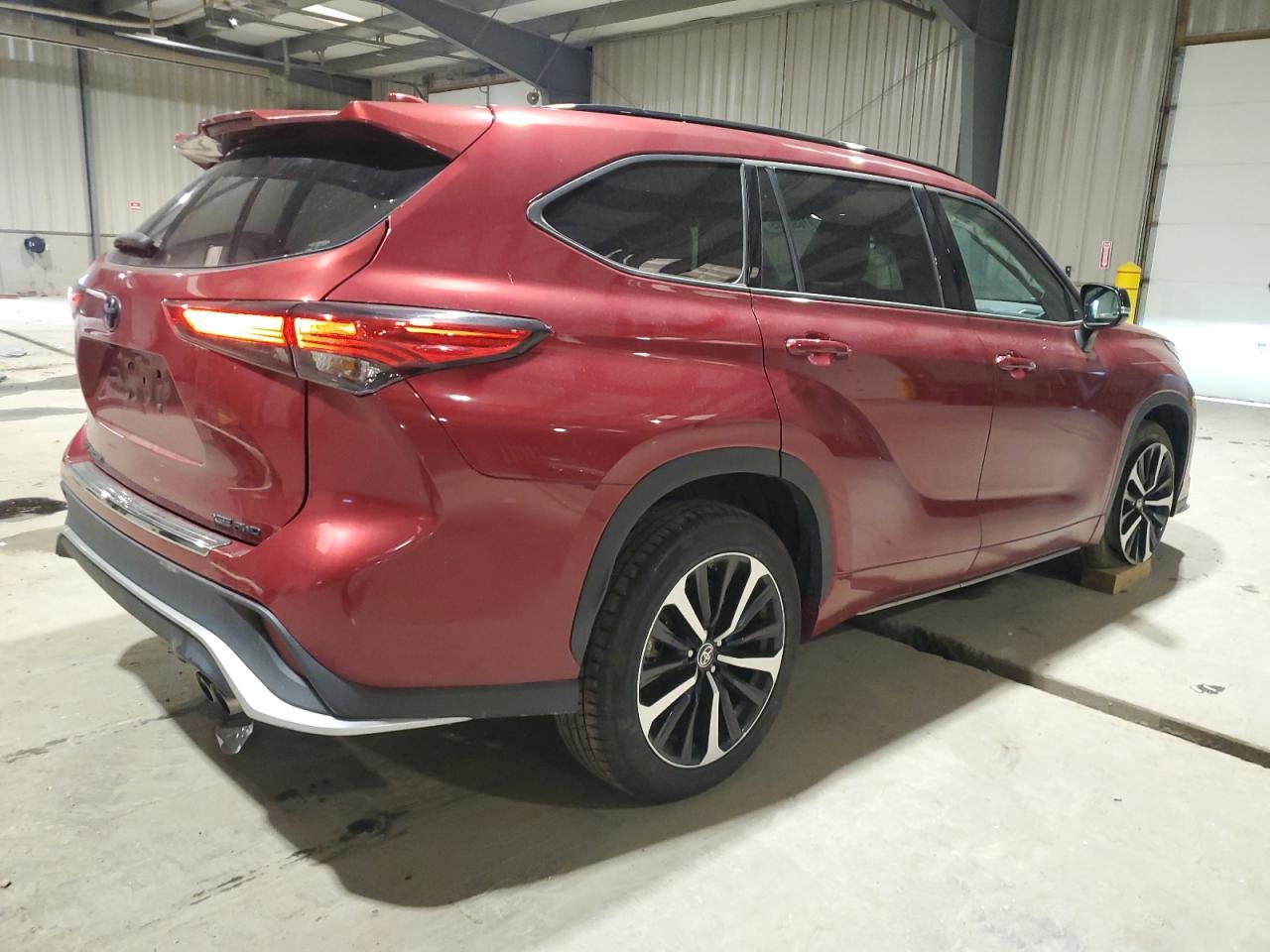 2022 Toyota Highlander, Xse
