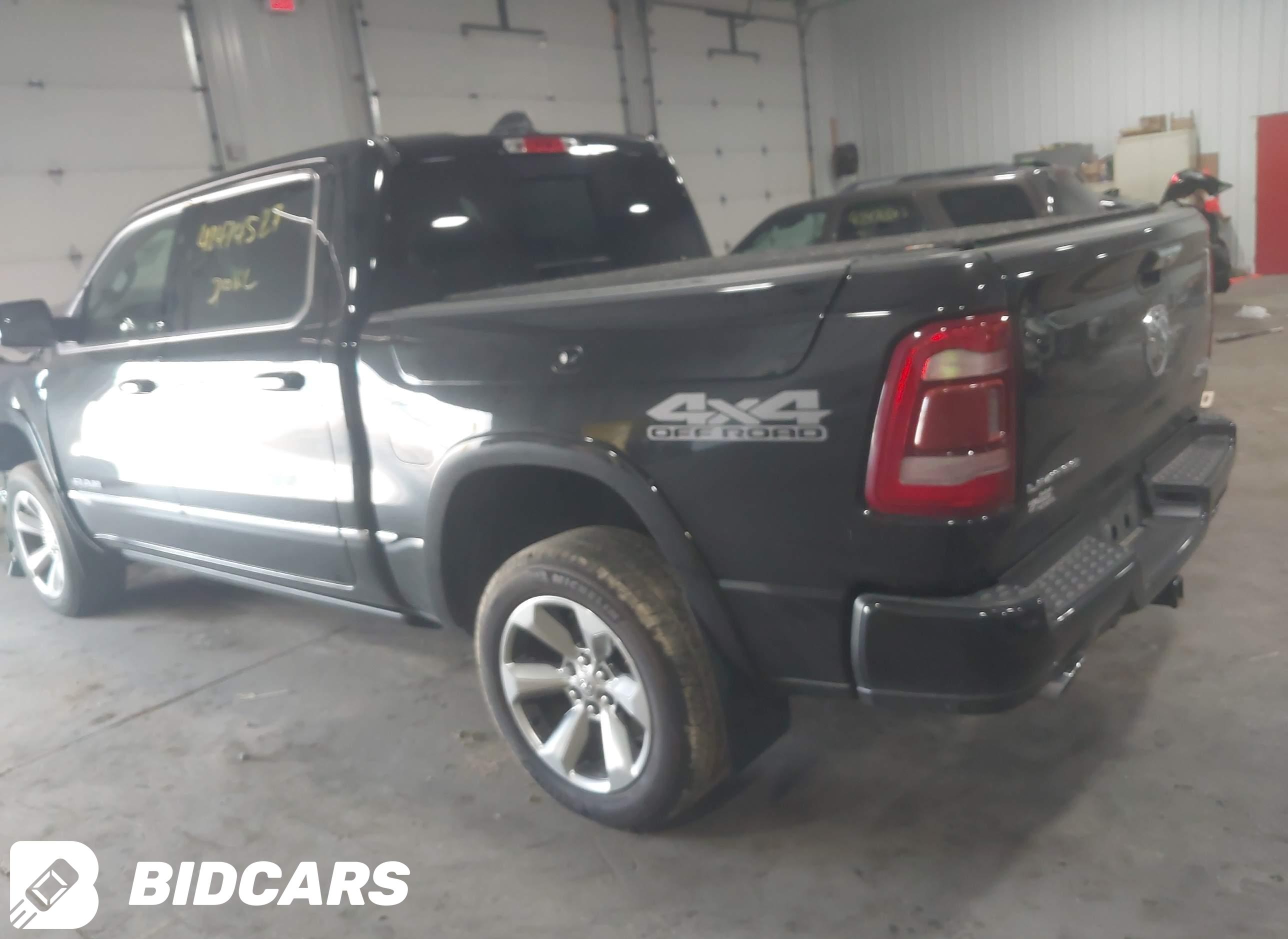 2019 RAM 1500, Limited  4X4 5...