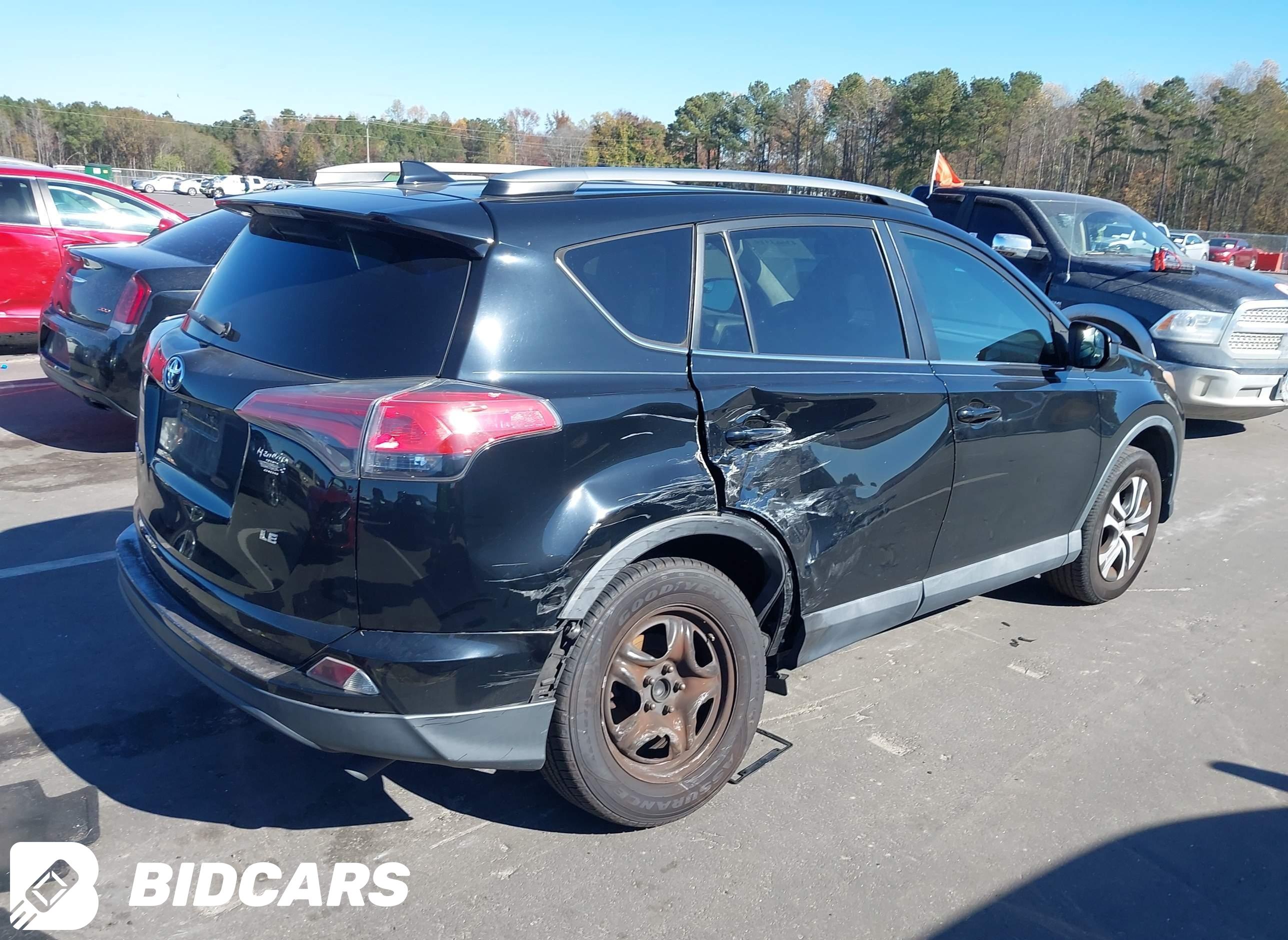 2017 Toyota RAV4, LE