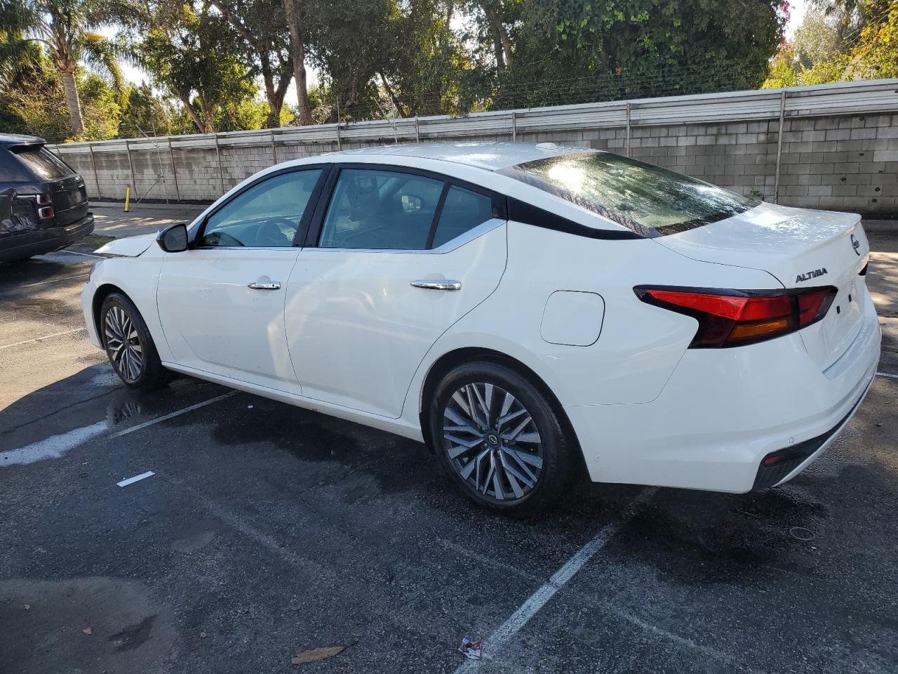 2025 Nissan Altima, SV