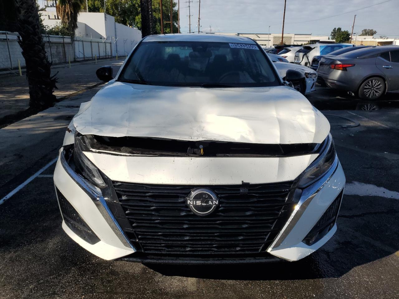 2025 Nissan Altima, SV