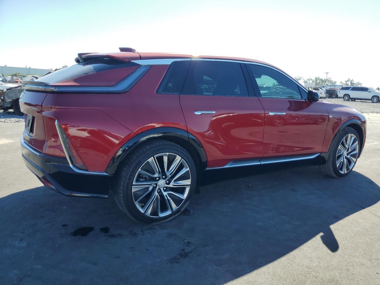 2024 Cadillac Lyriq, Luxury