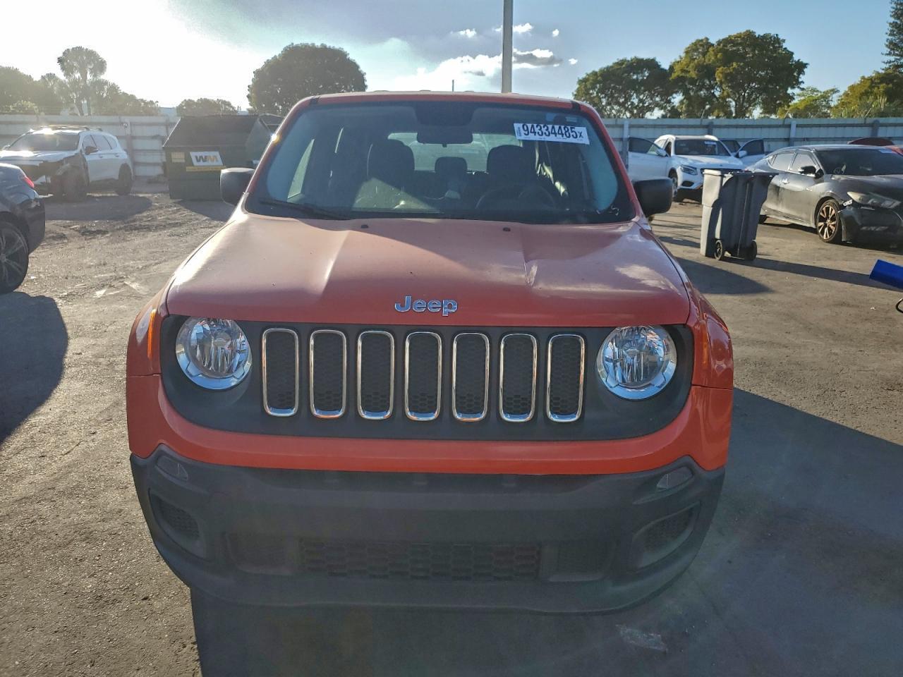 2017 Jeep Renegade, Sport