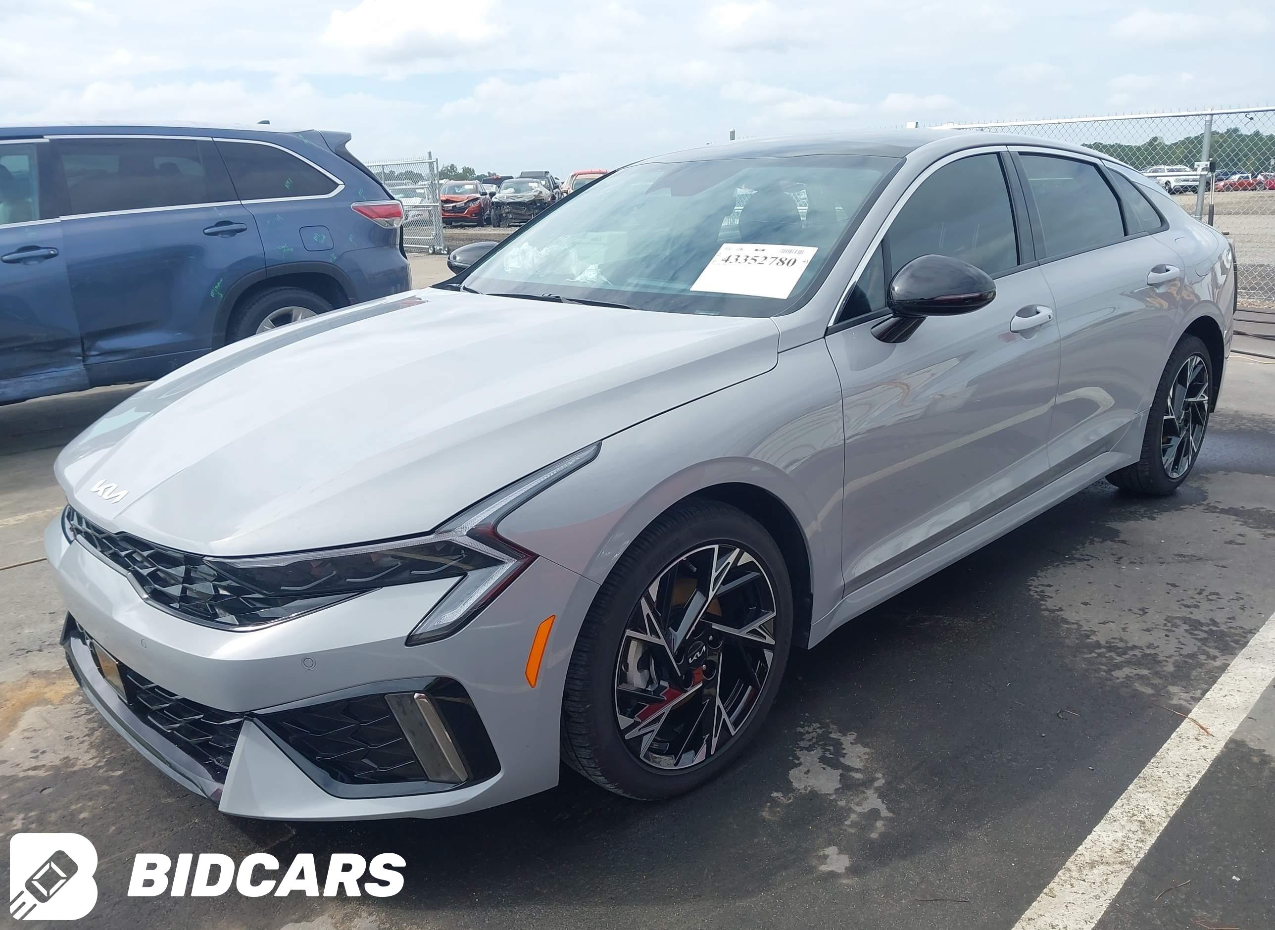 2025 KIA K5, Gt-Line