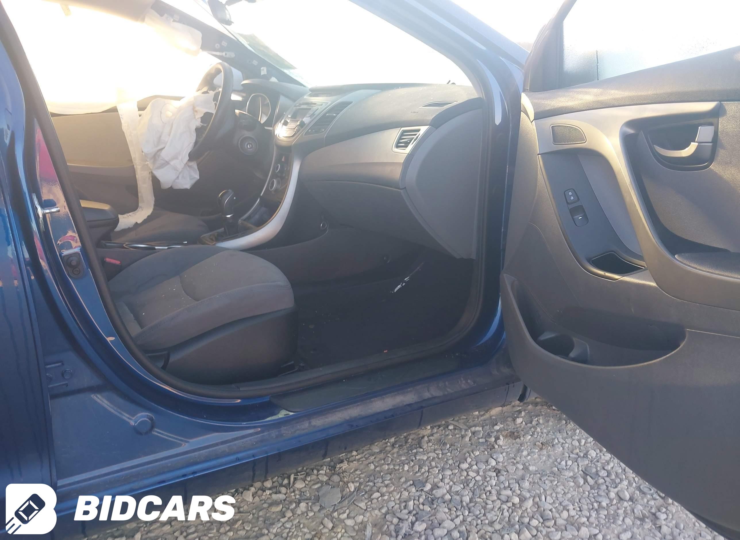 2016 Hyundai Elantra, SE