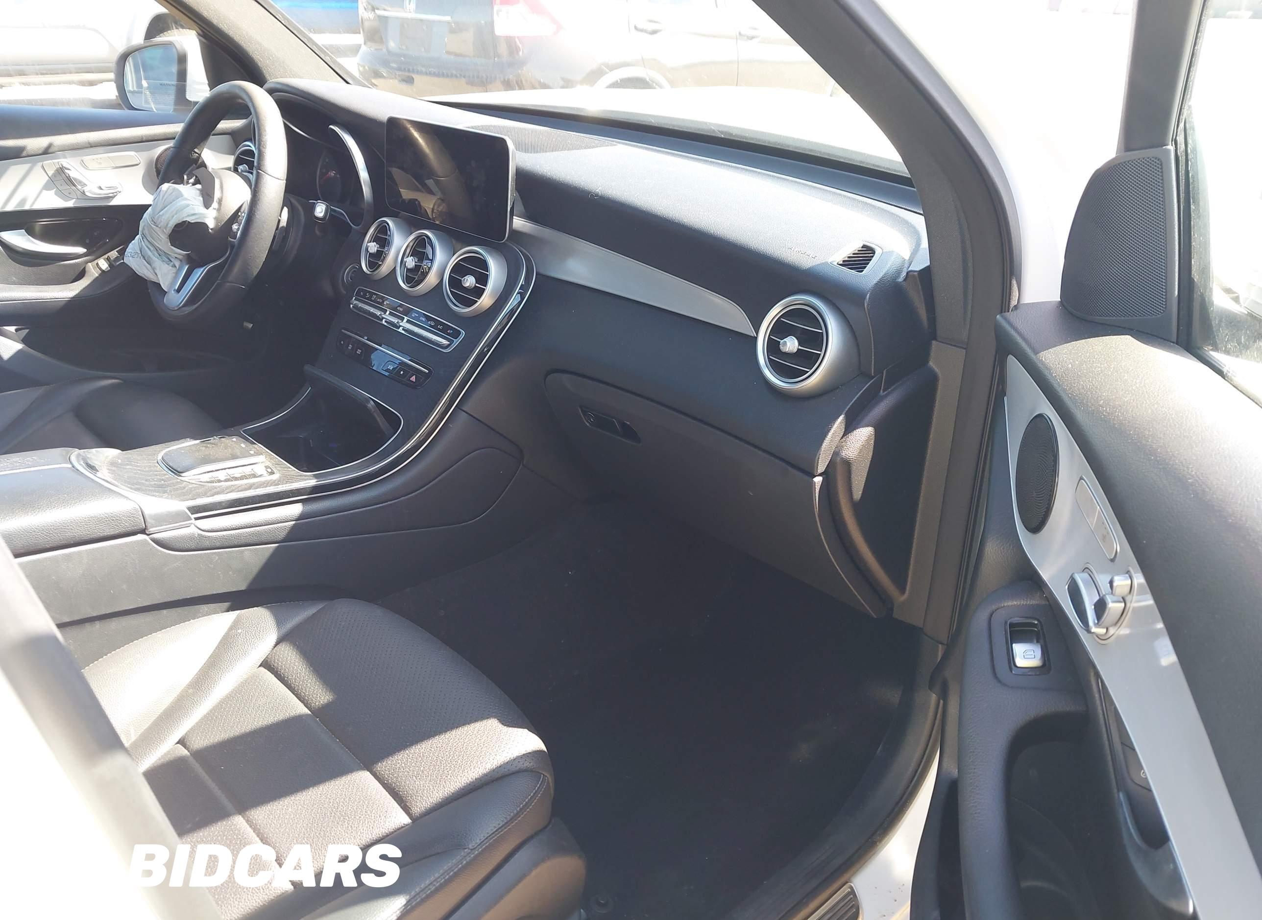 2021 Mercedes-Benz GLC 300, Suv