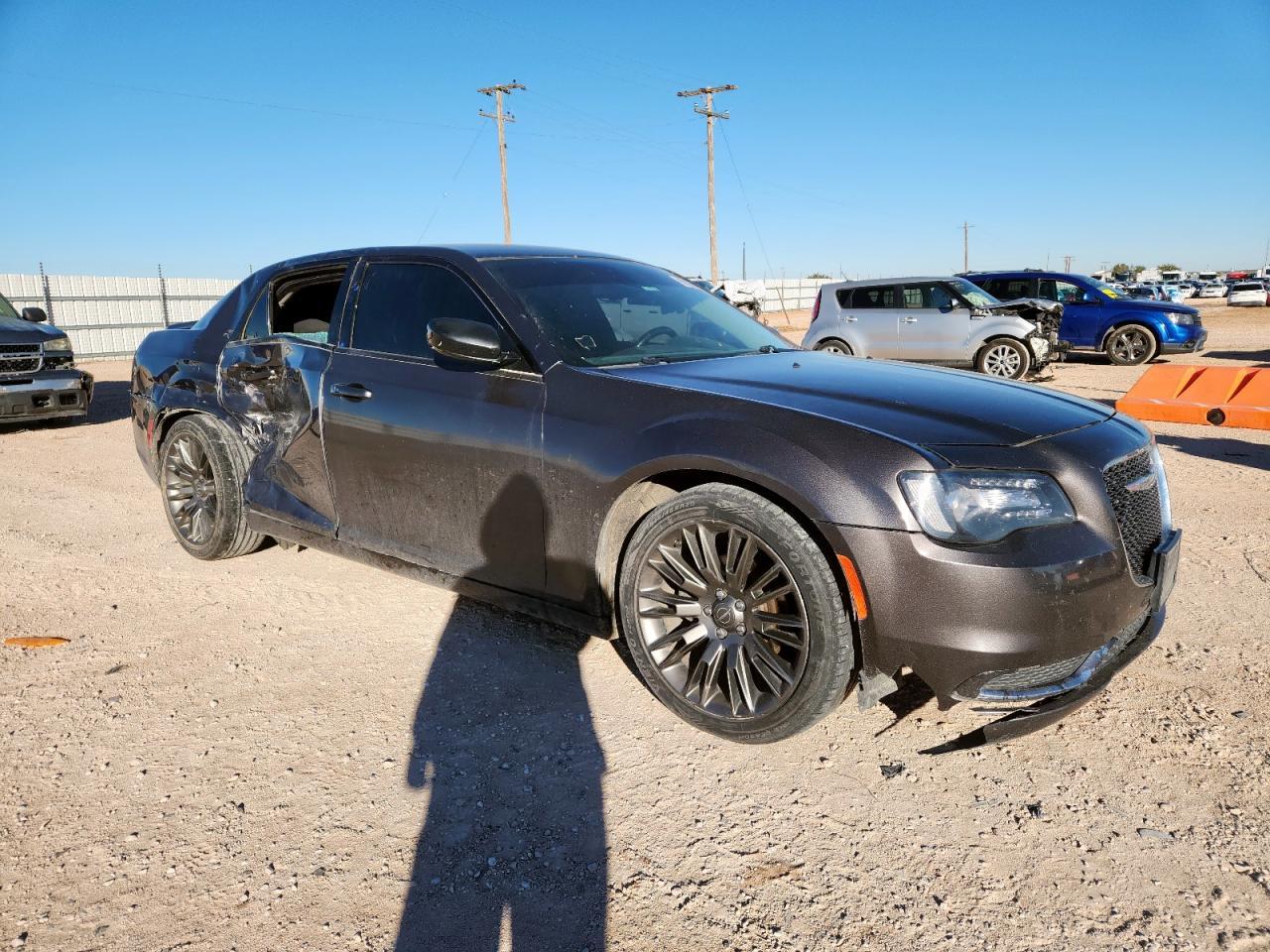 2019 Chrysler 300, Touring