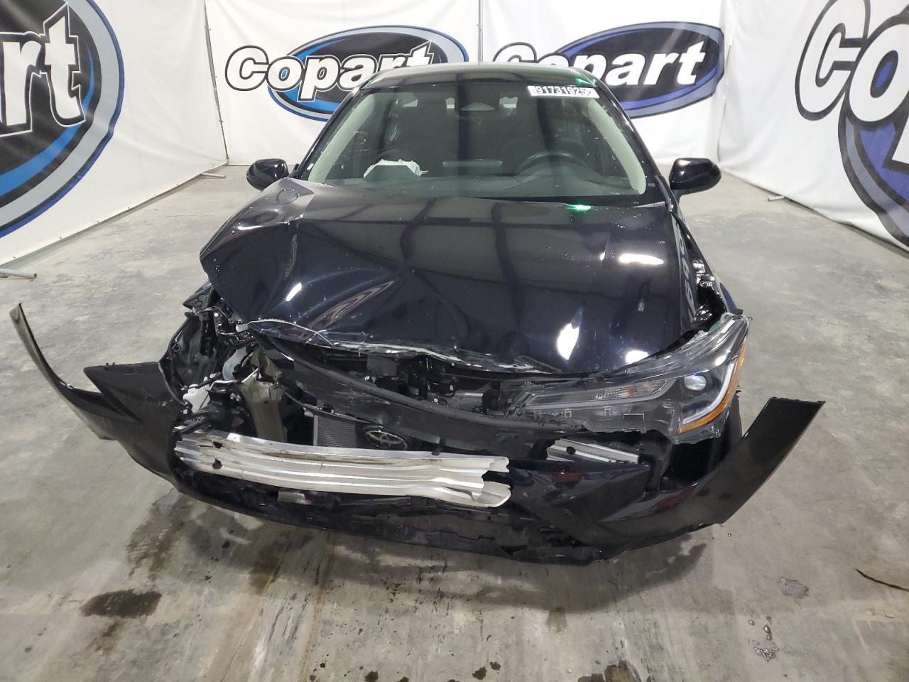 2025 Toyota Corolla, LE