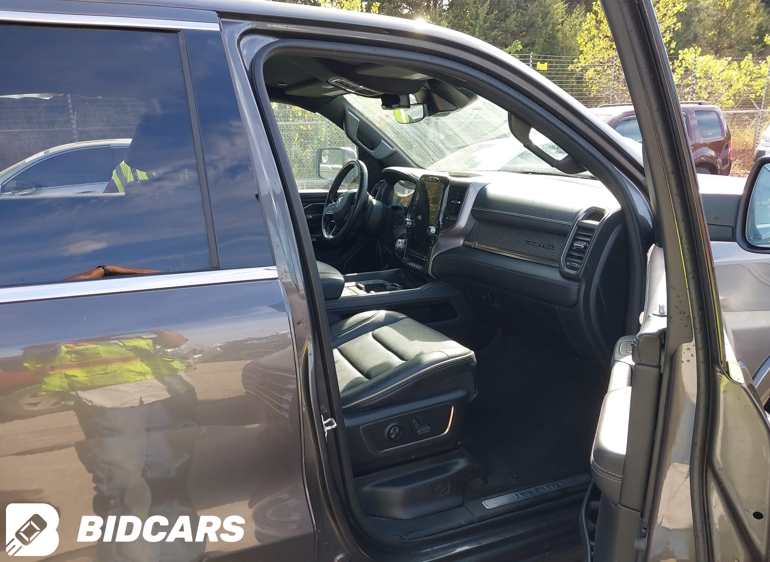 2021 RAM 1500, Limited  4X4 5...