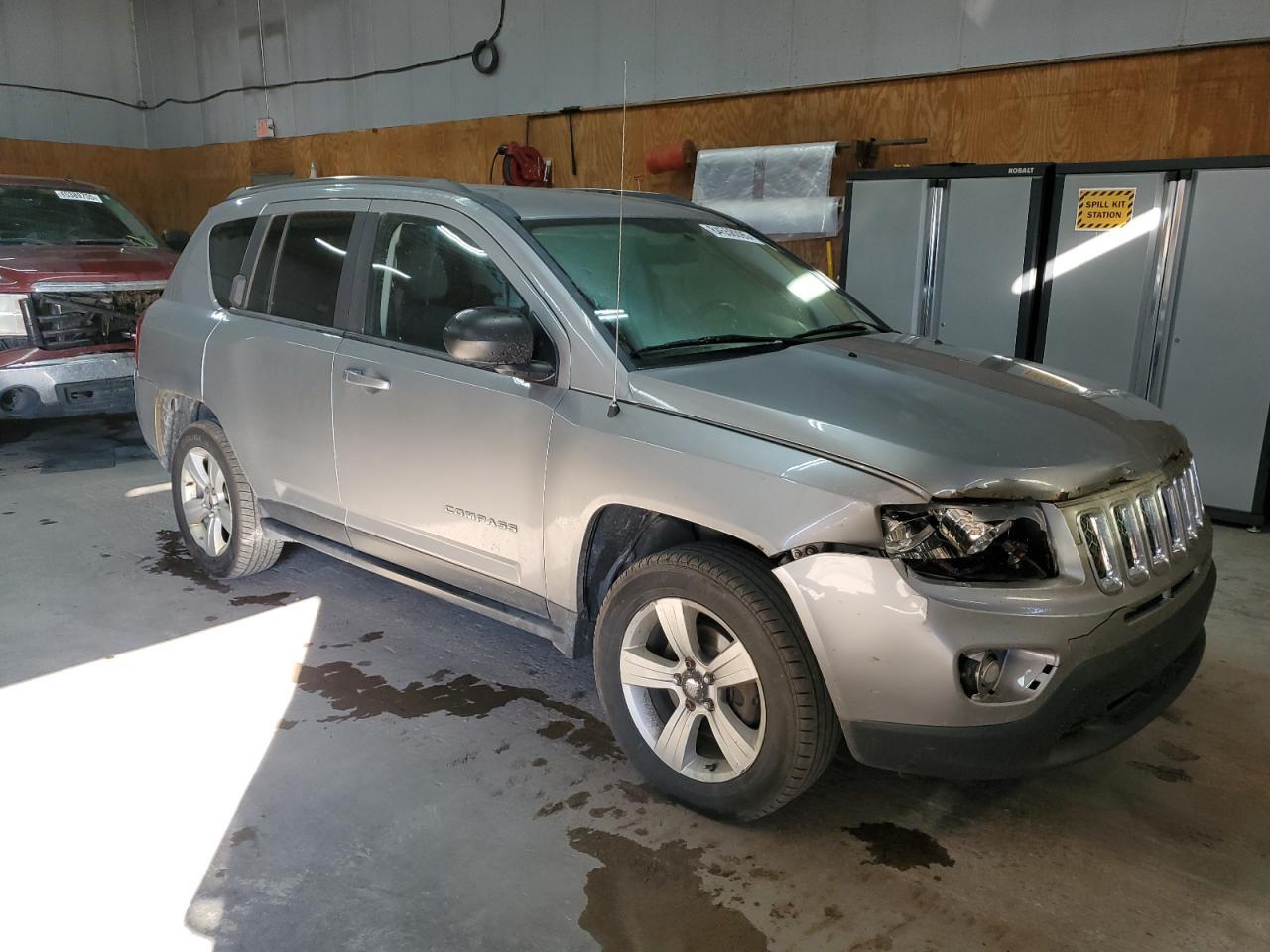2015 Jeep Compass, Sport